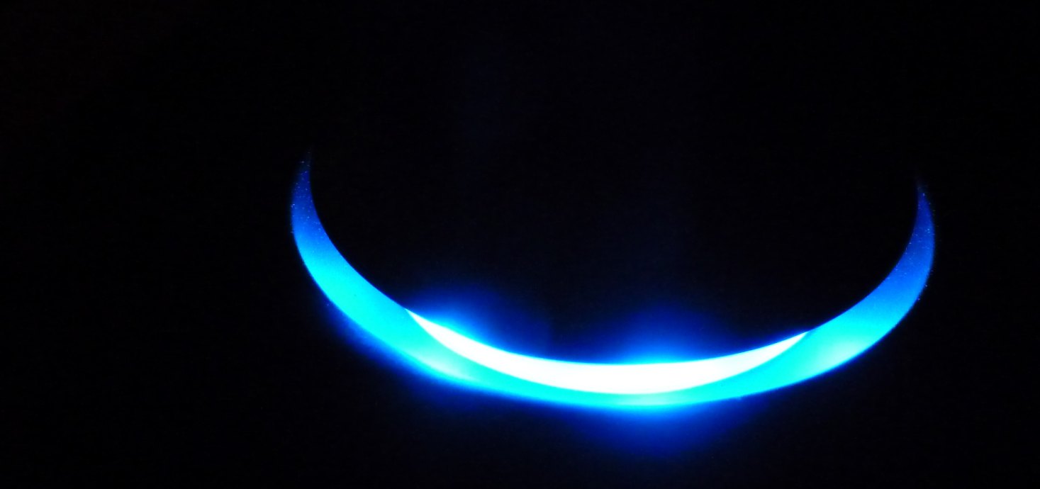 What's that blue ring?