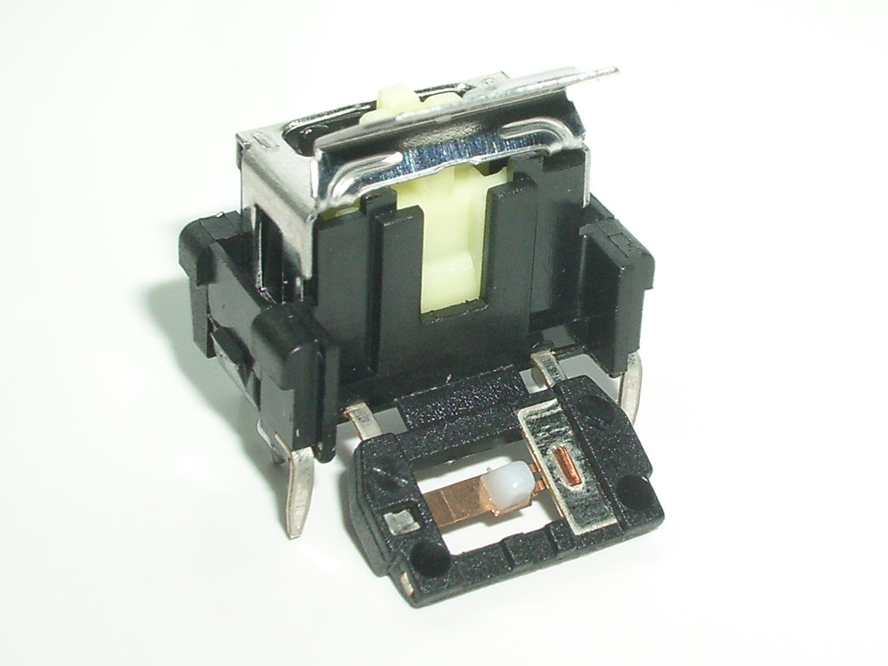 8. Contact assembly.jpg