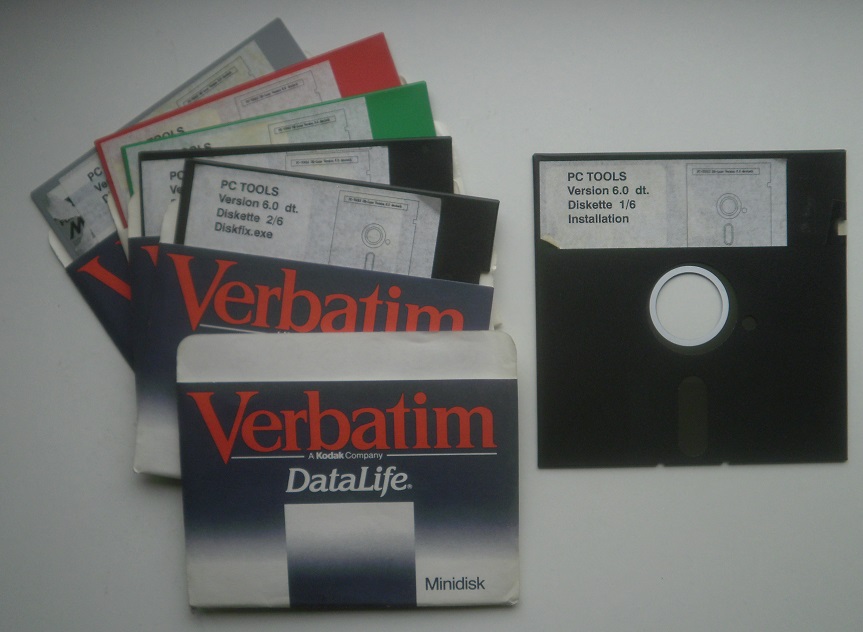 5.25" floppy disks