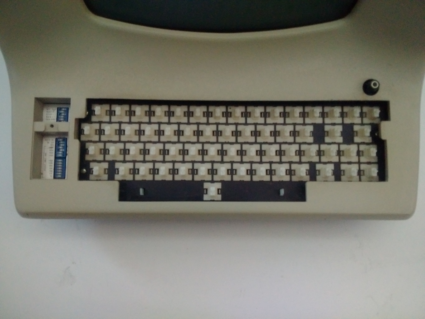 LSI ADM3A - full key switches