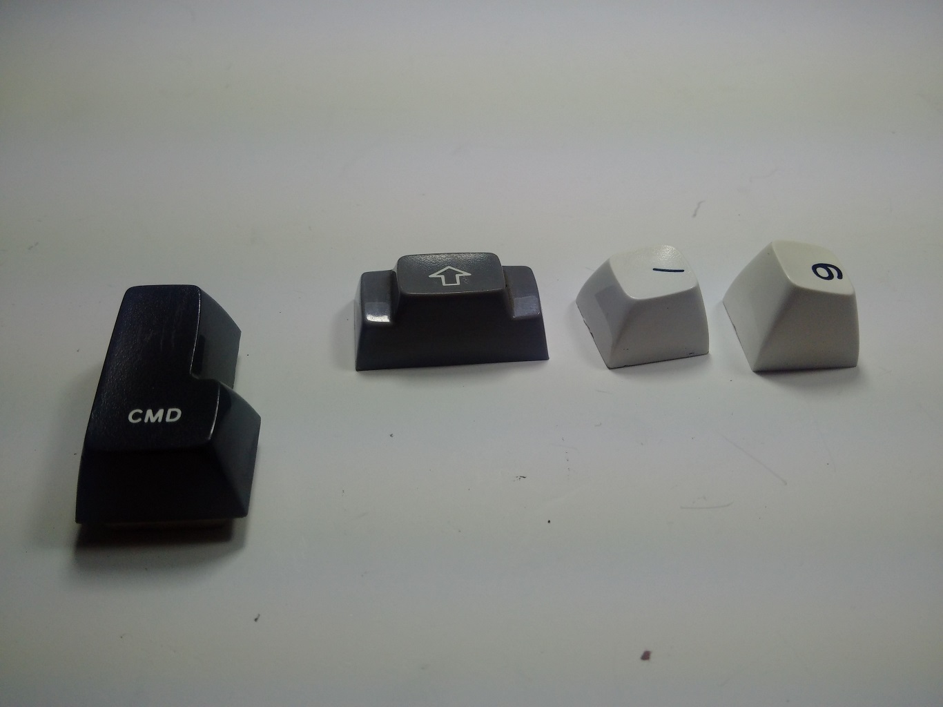 IBM 5100 - key caps top profile