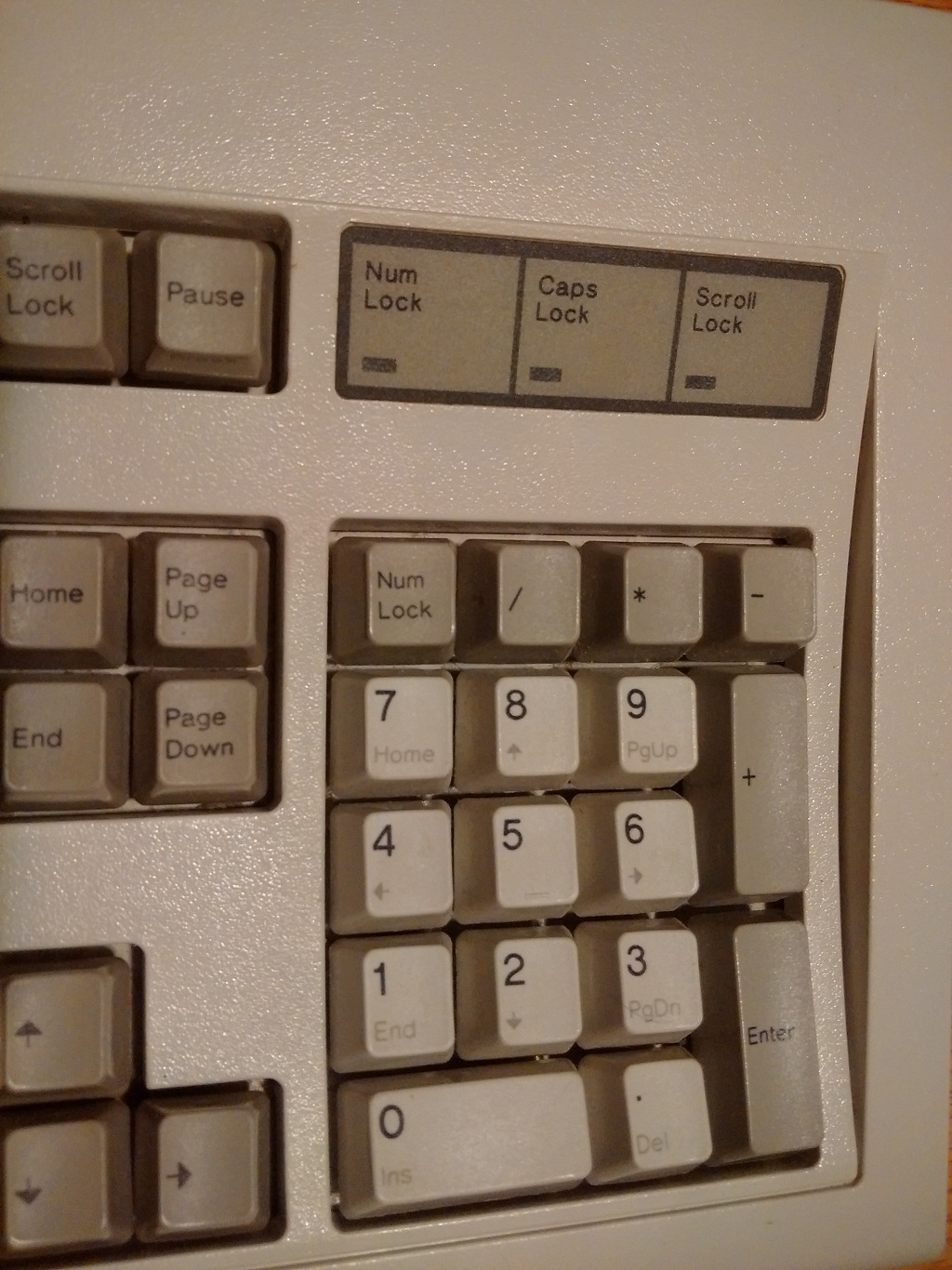 Middle Model M (February 1990) with gray legends