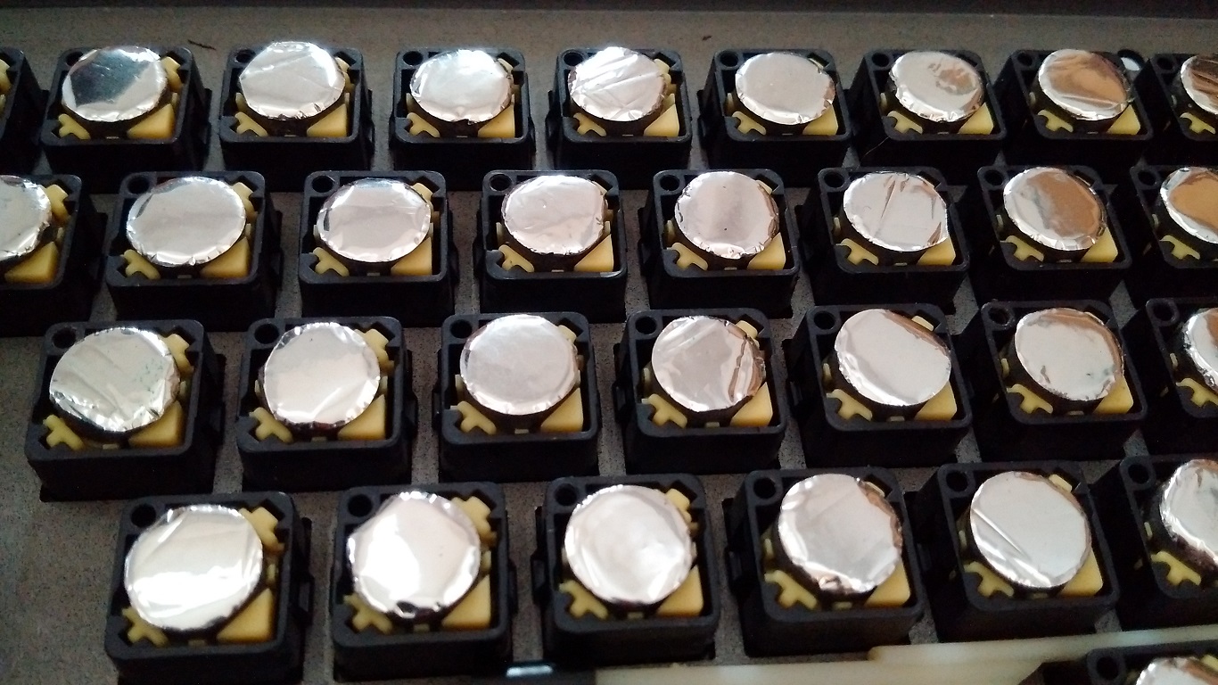 Apple Lisa keyboard - hand made key switch foam