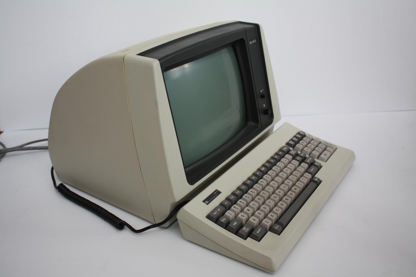 Lear Siegler ADM22 - profile