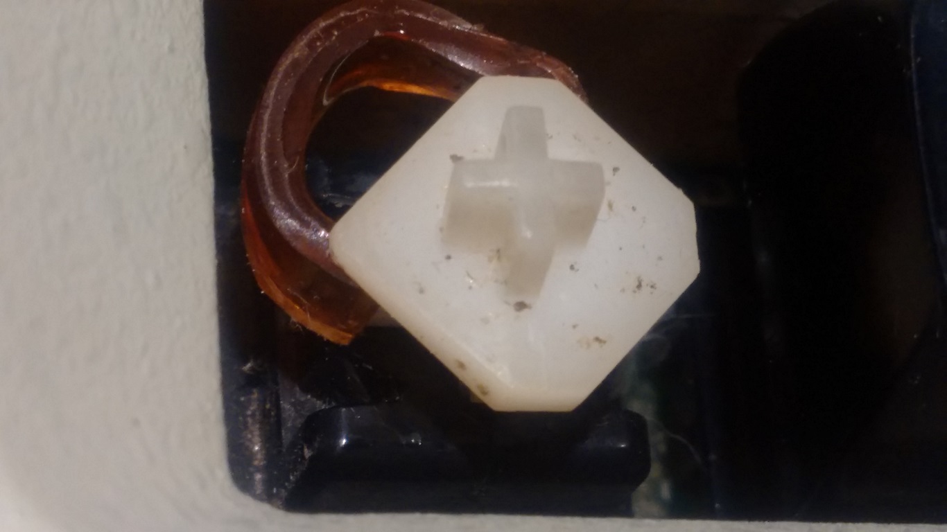 VC404 KB-4412 Keyboard - Solid key rubber stopper "collar"