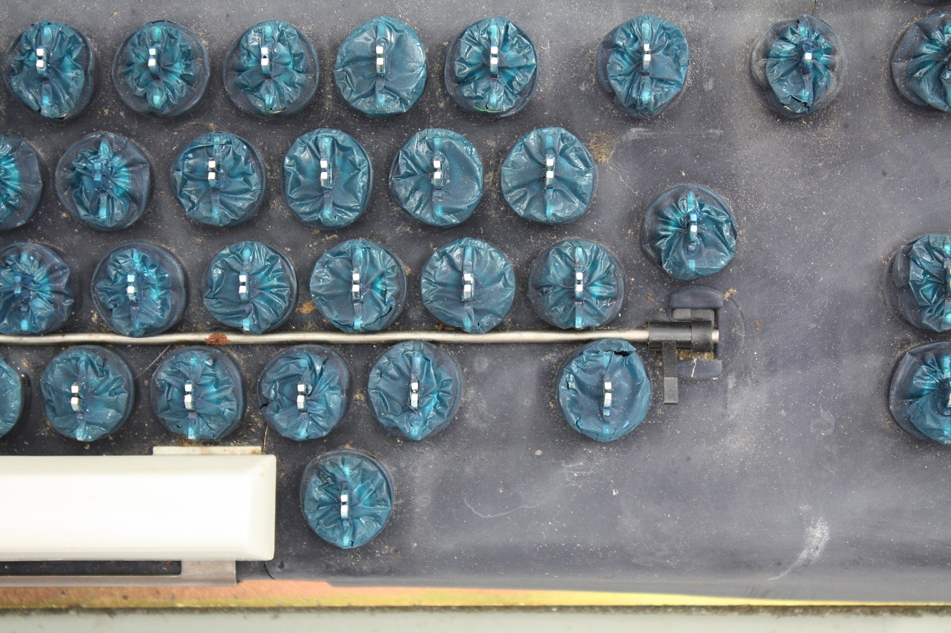 IBM Displaywriter - key switch cover right