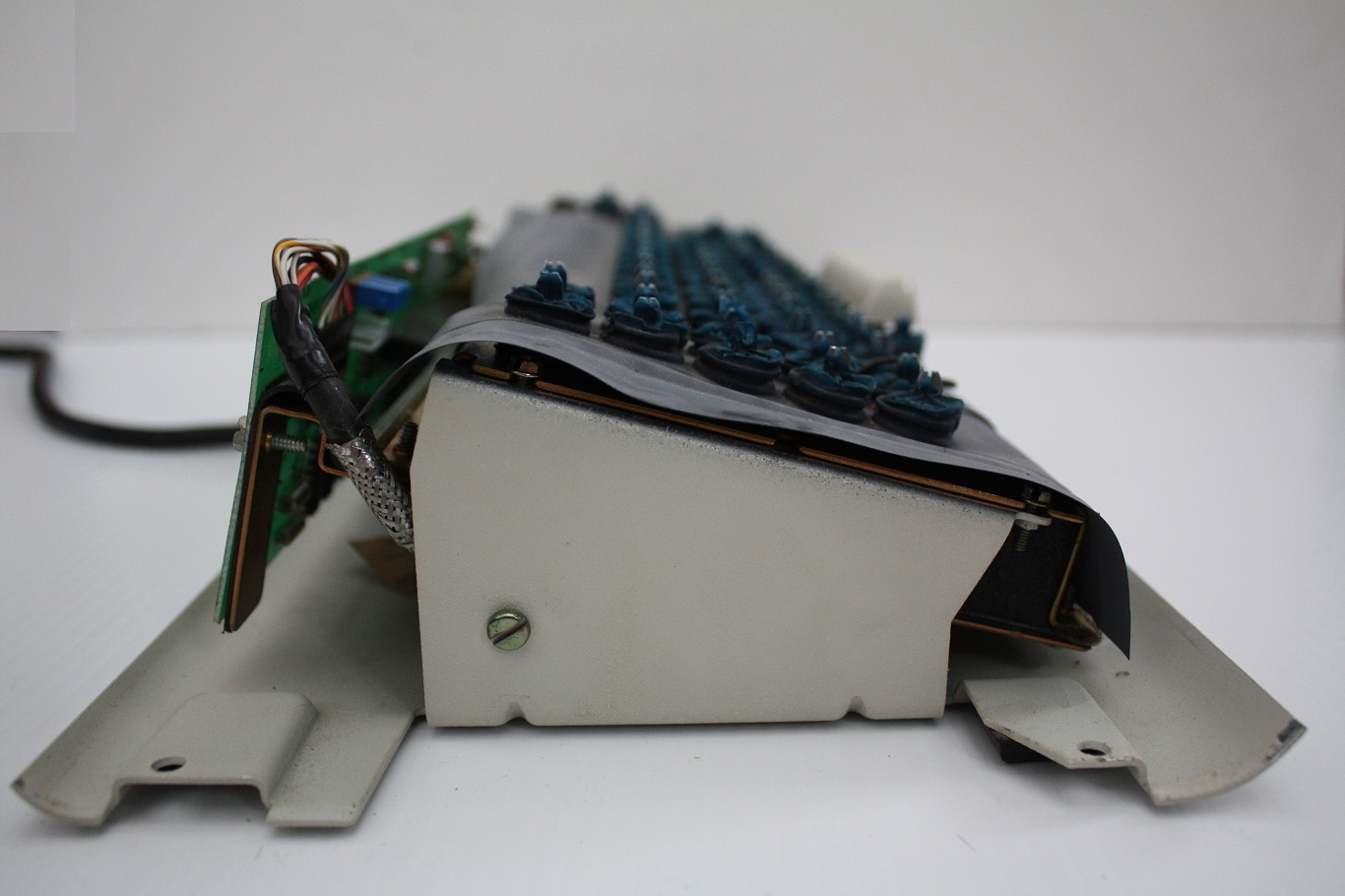 IBM Displaywriter - keyboard mechanism profile