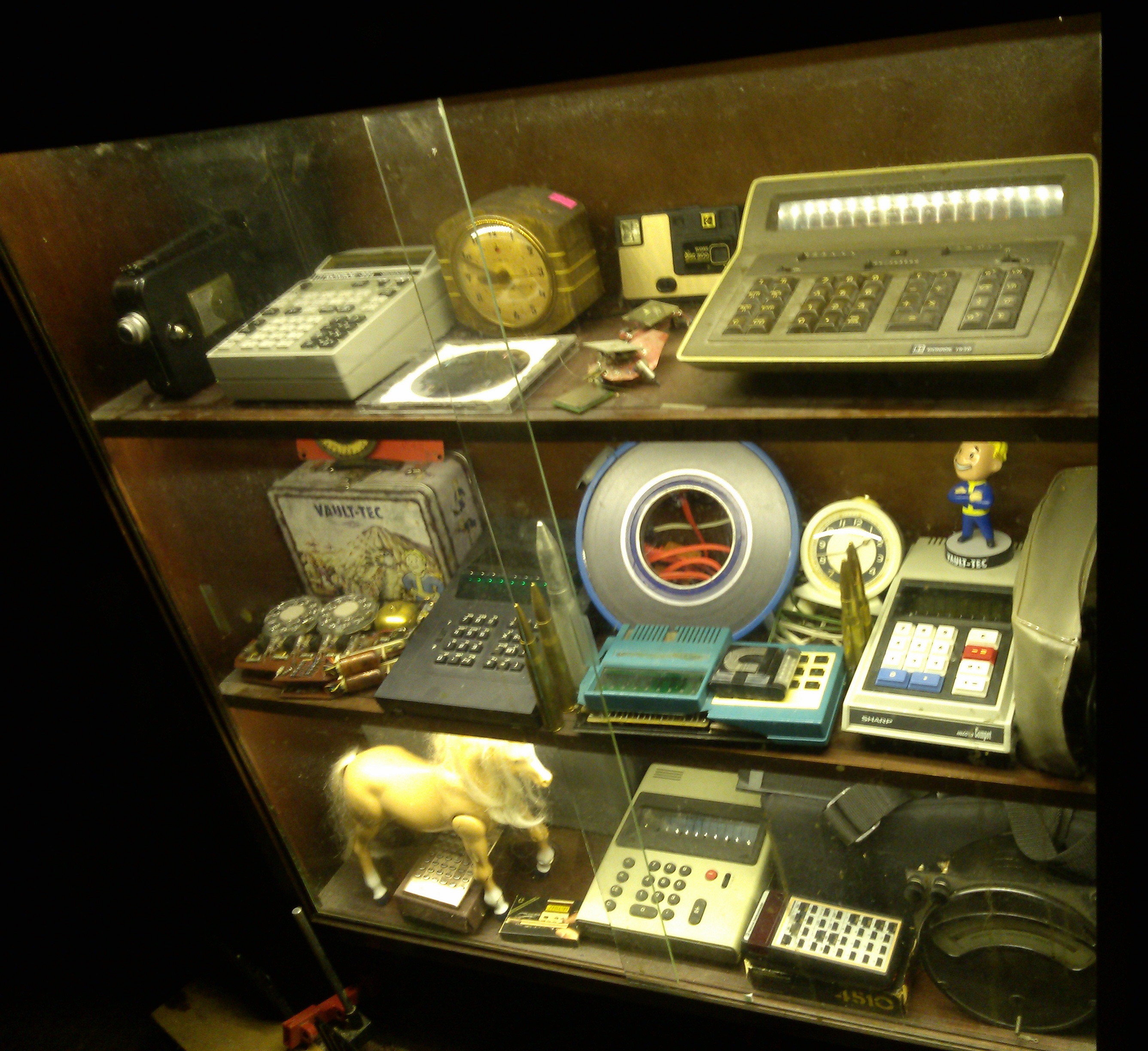 DisplayCabinetLED.jpg