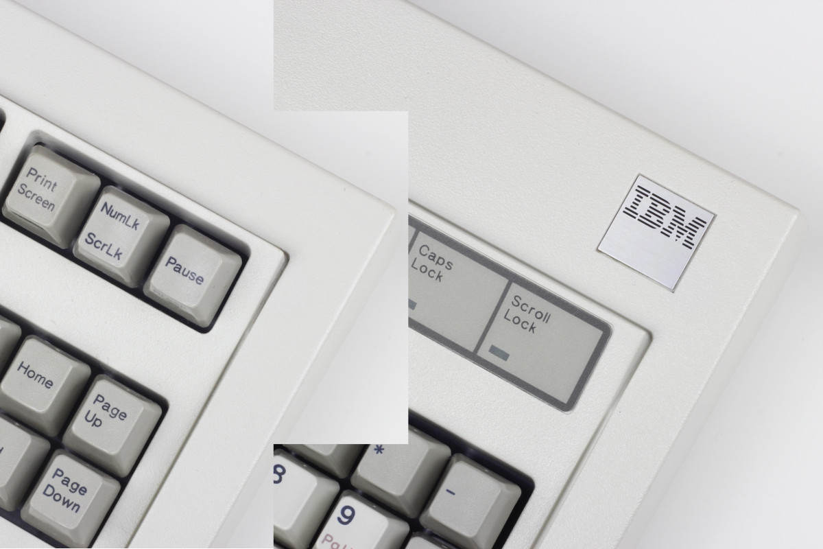 transfer of silver logo to the SSK