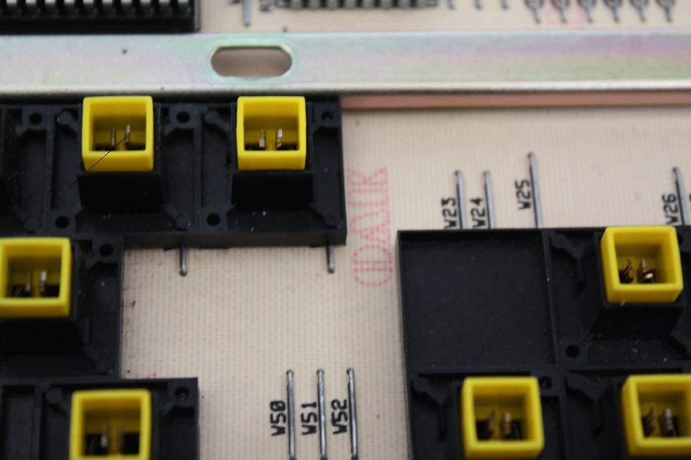 ADM11 - Oak logo maybe?