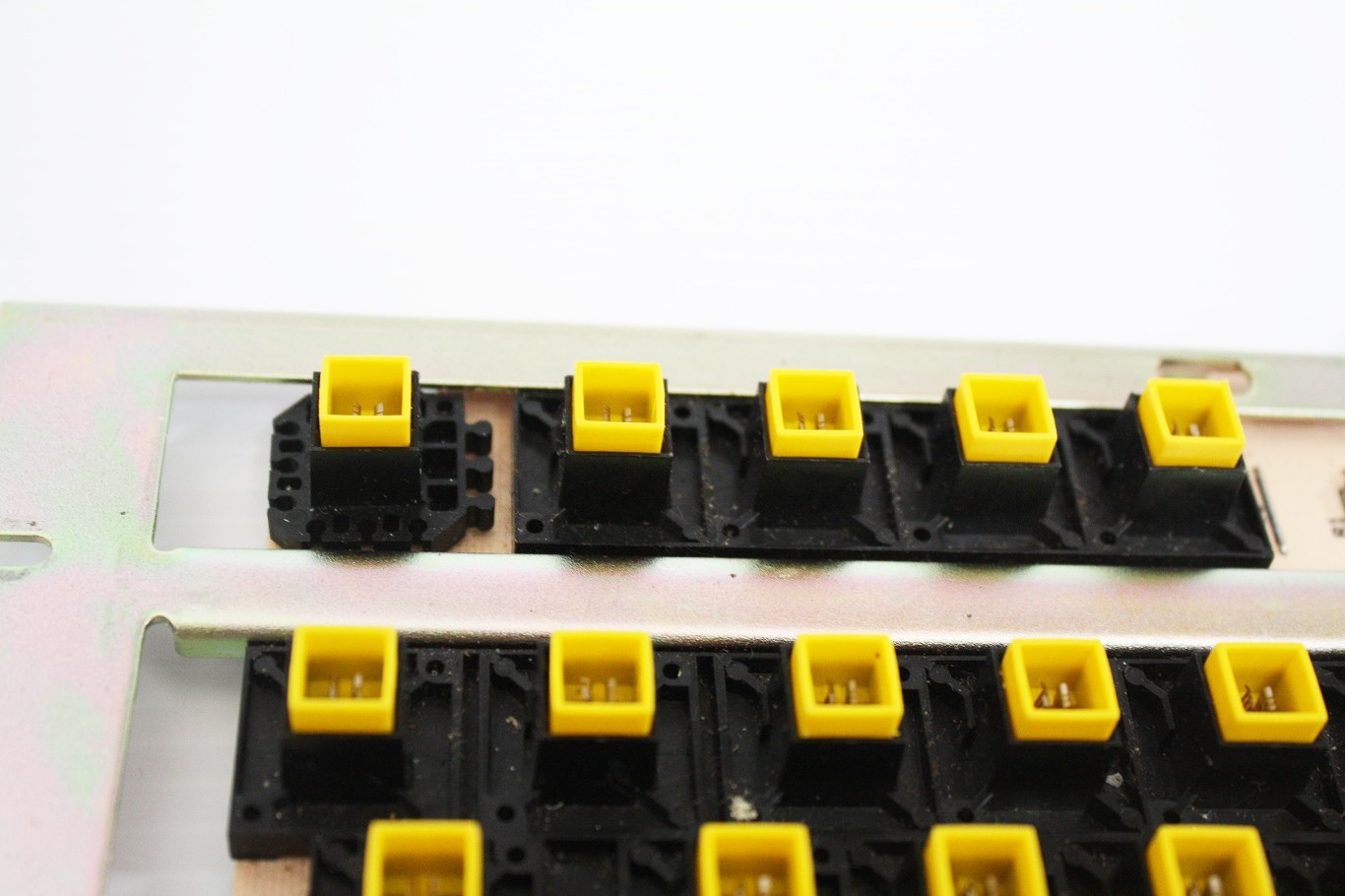 ADM11 - top left discrete keyswitch that looks like it can be put together with others like a jigsaw puzzle