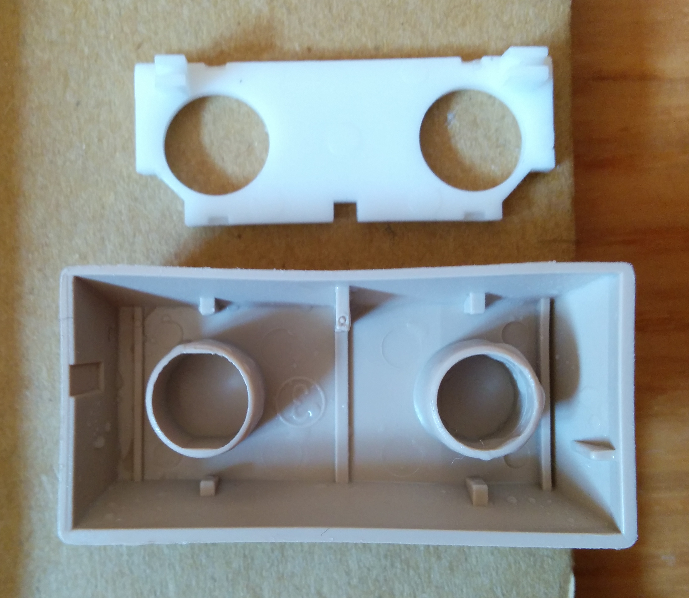 Ericsson 1121series stabilizers.jpg