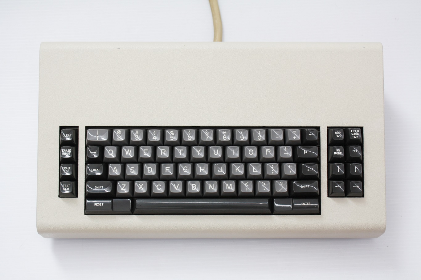 IBM 3277 typewriter keyboard - keyboard top