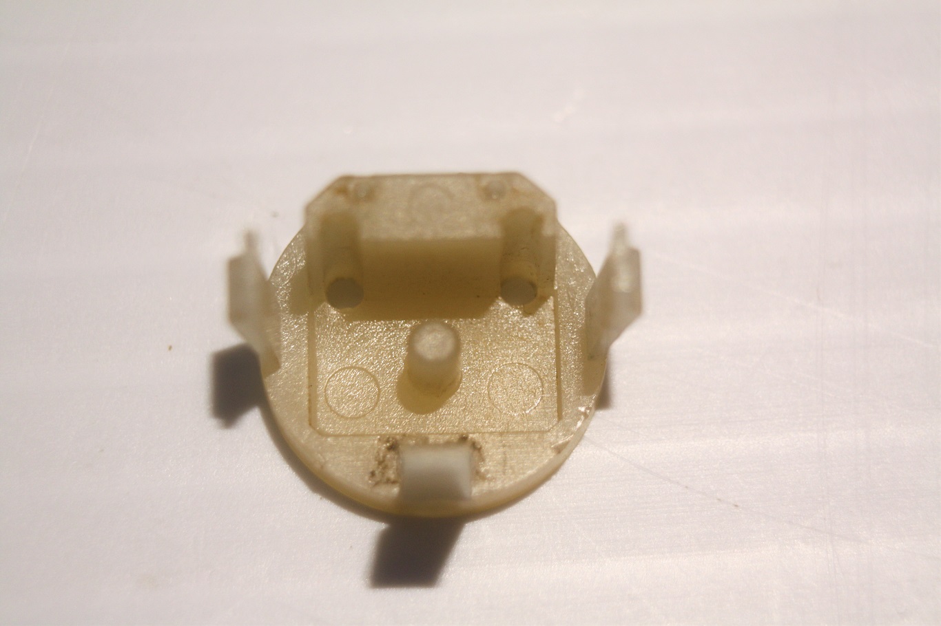 Royal TA Alphatronic PC - Futaba white plastic rear cap