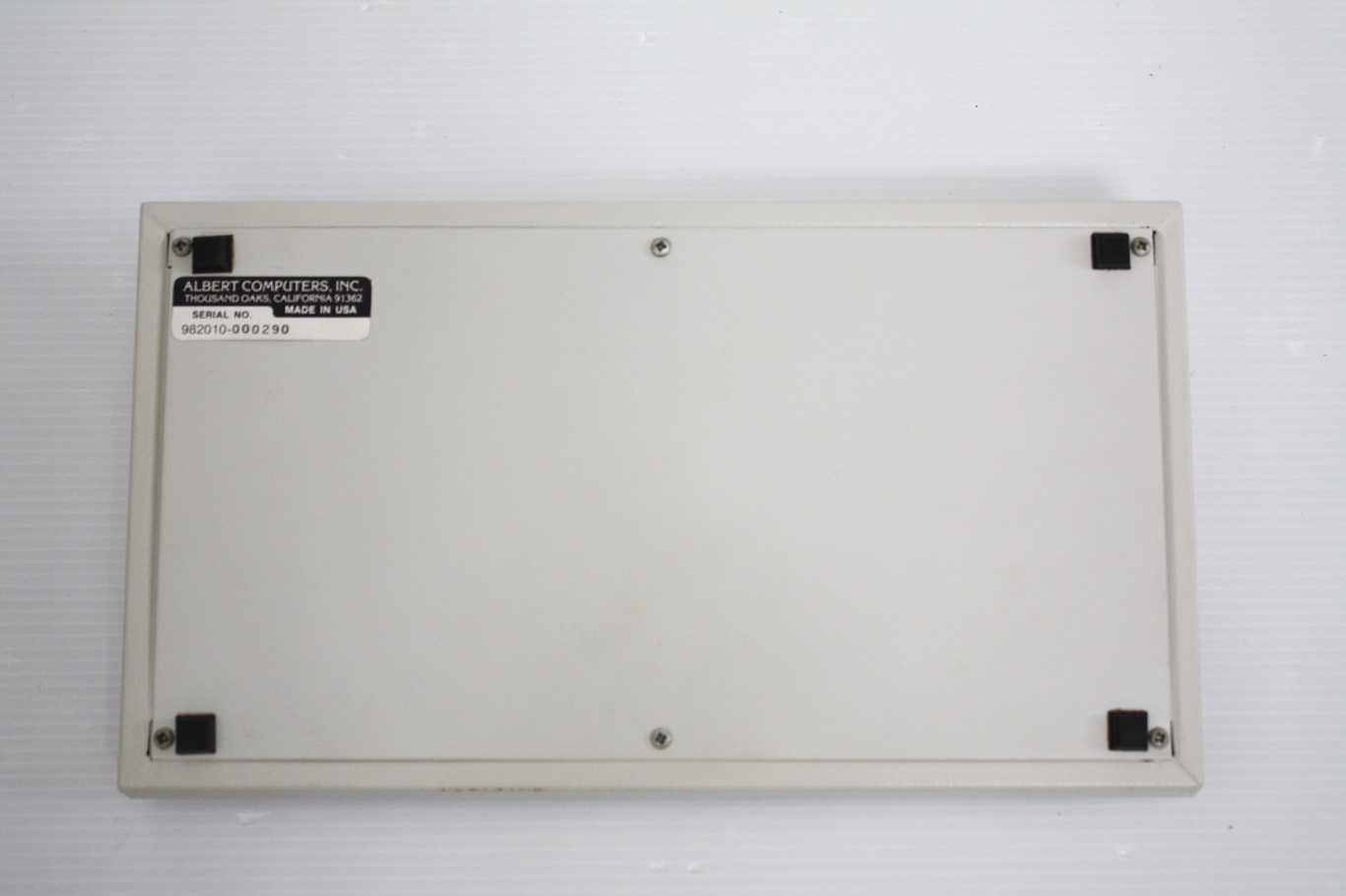 Albert computer - keyboard back