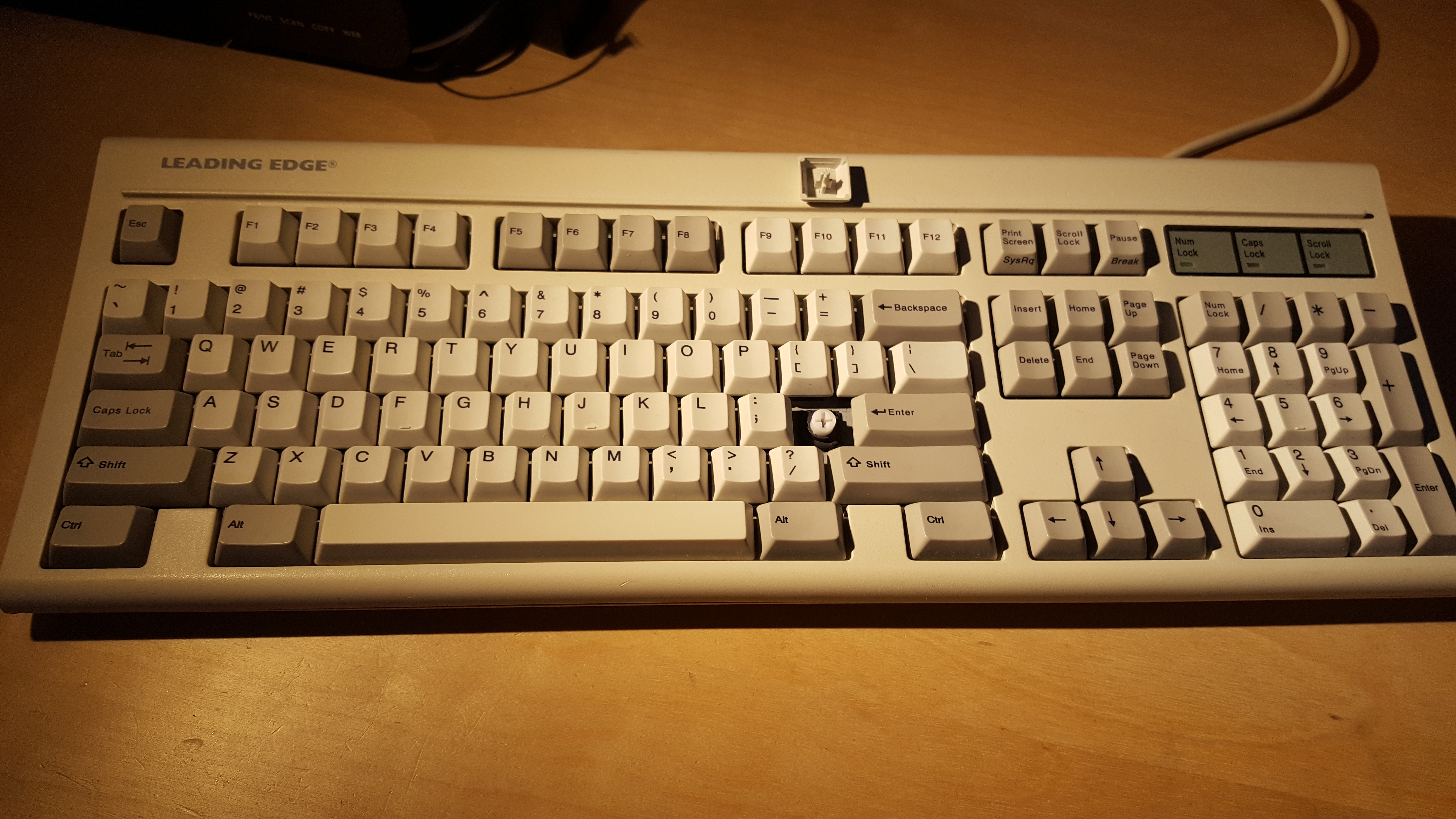 Leading Edge SKM-1030