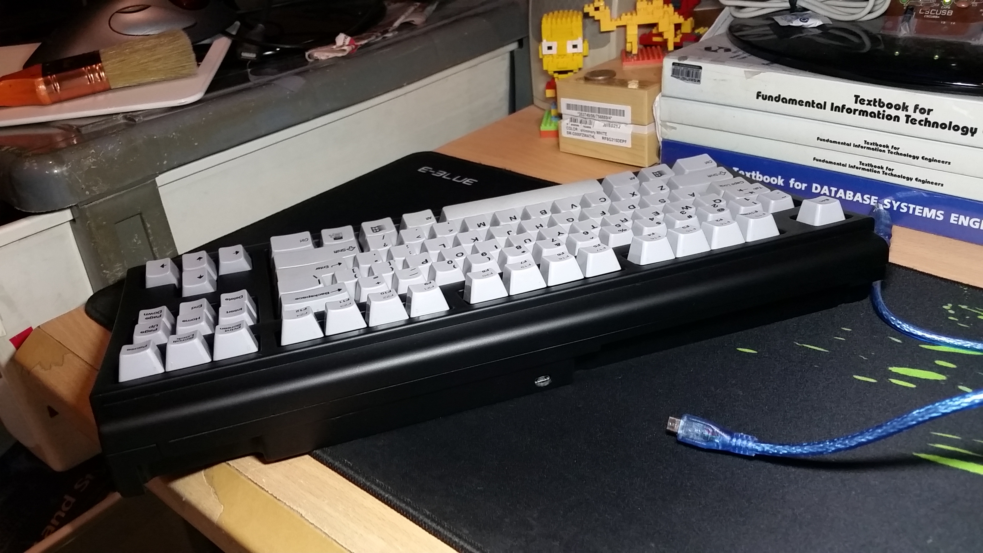 Detachable cord with micro-usb connector.