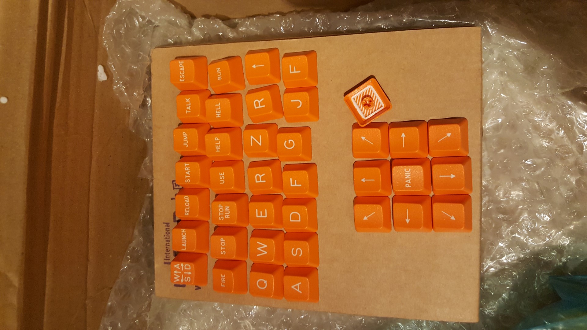 All kinds of orange ... What is the sense of these? Clearly "Build a Game pad"!