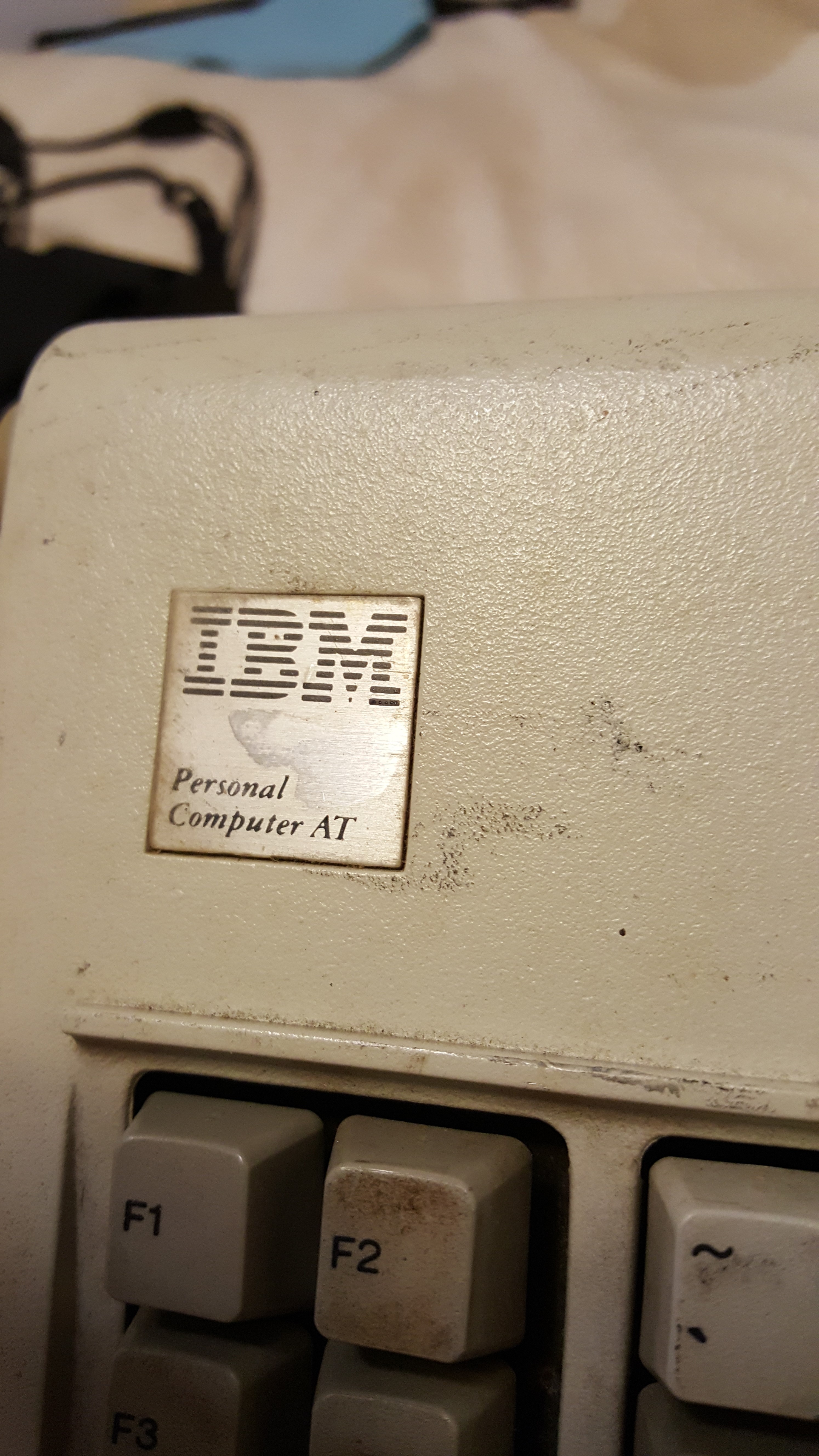 Yeesh, that logo looks like it' in rough shape - like it's actually peeling off...might have to do some rescue work with a bit of glue there.