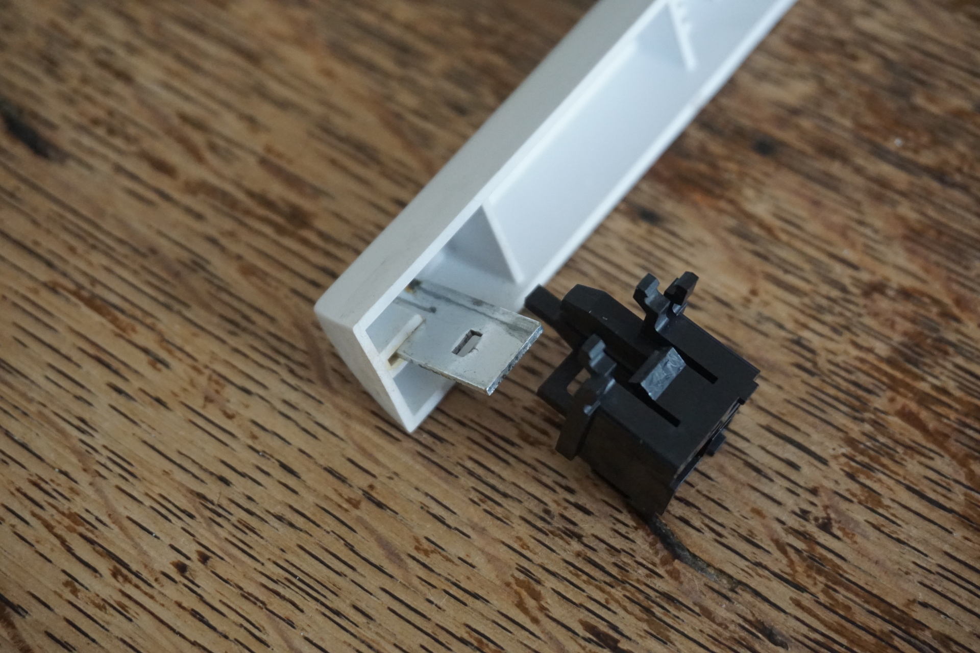 spacebar stab mount.JPG