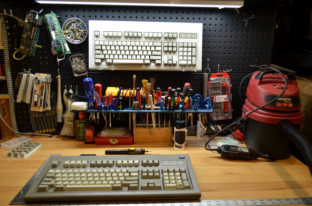 ClickyKeyboards' June 2017 workbench