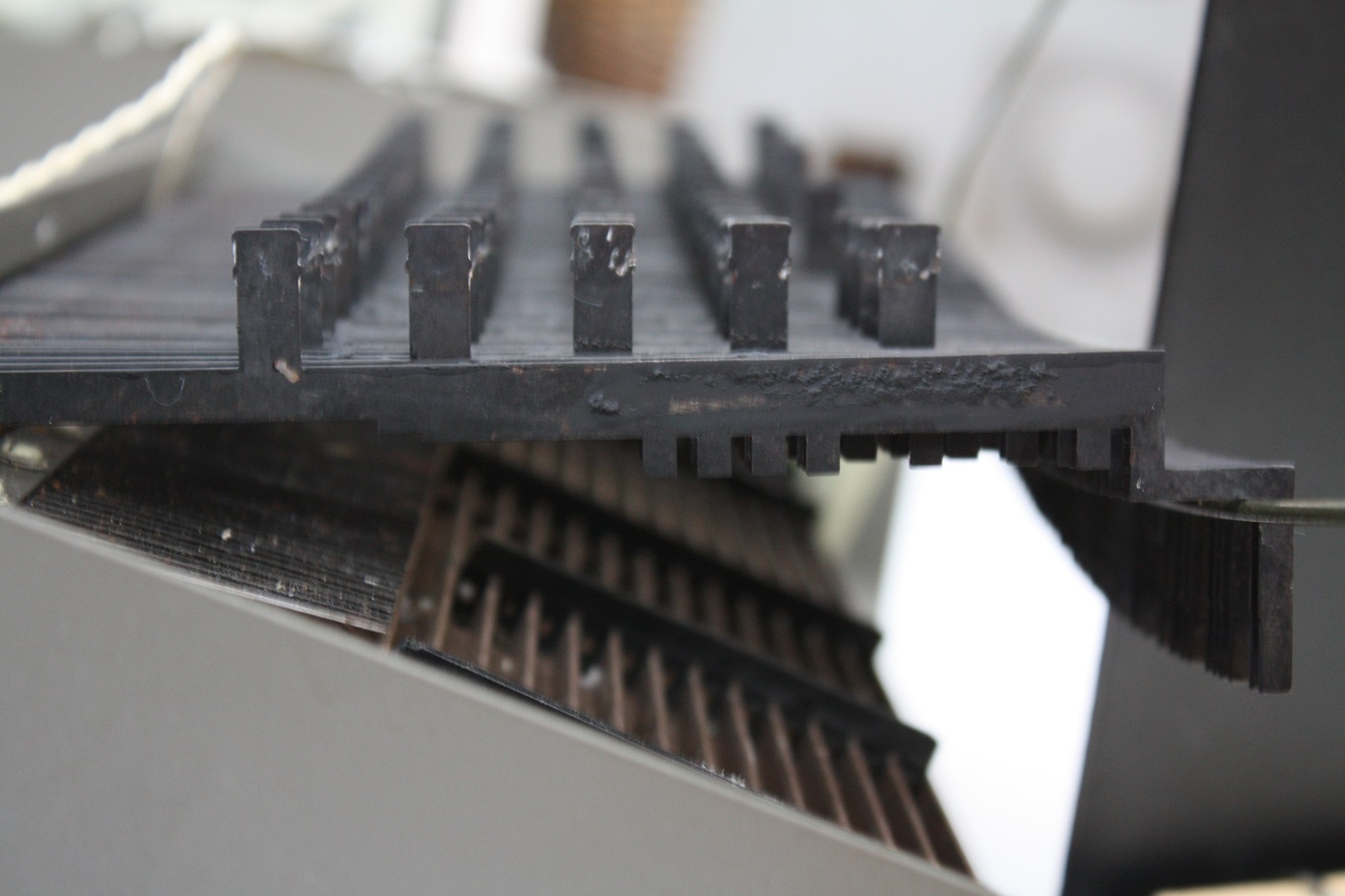 Viatron System 21 - profile of metal key shafts