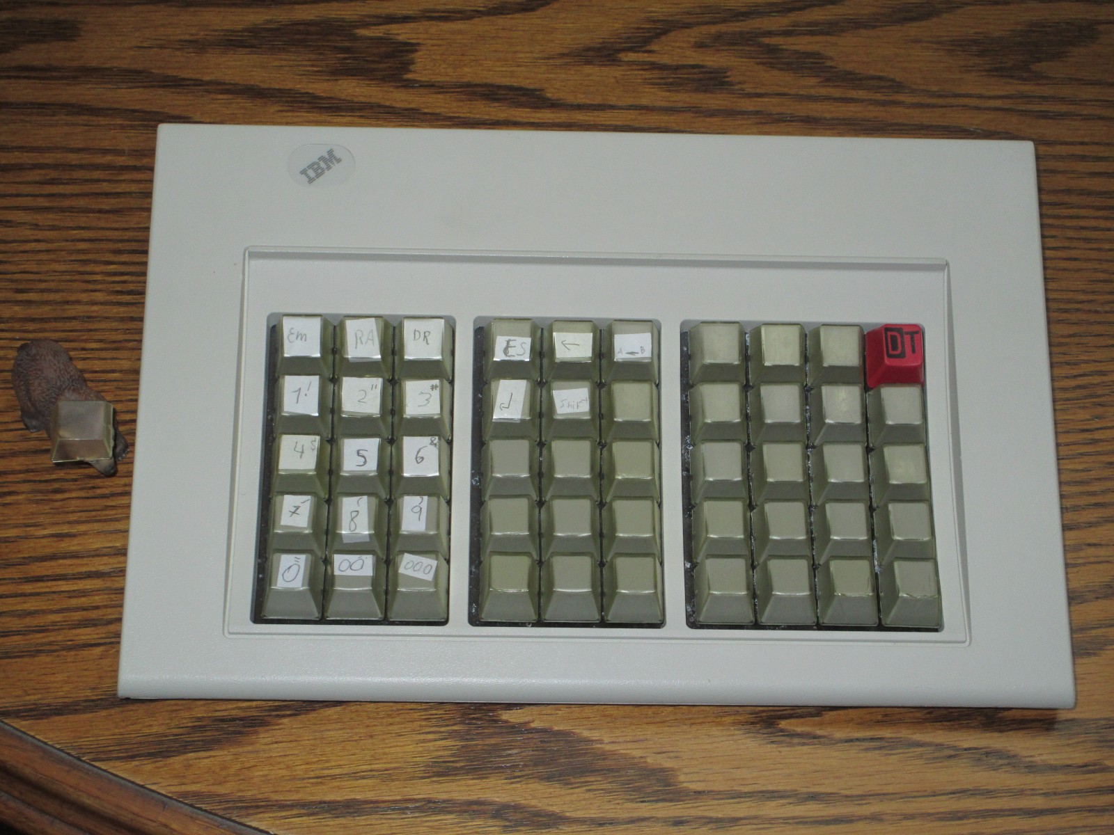 IBM Modem M 4704-Model-100-like, frontside.