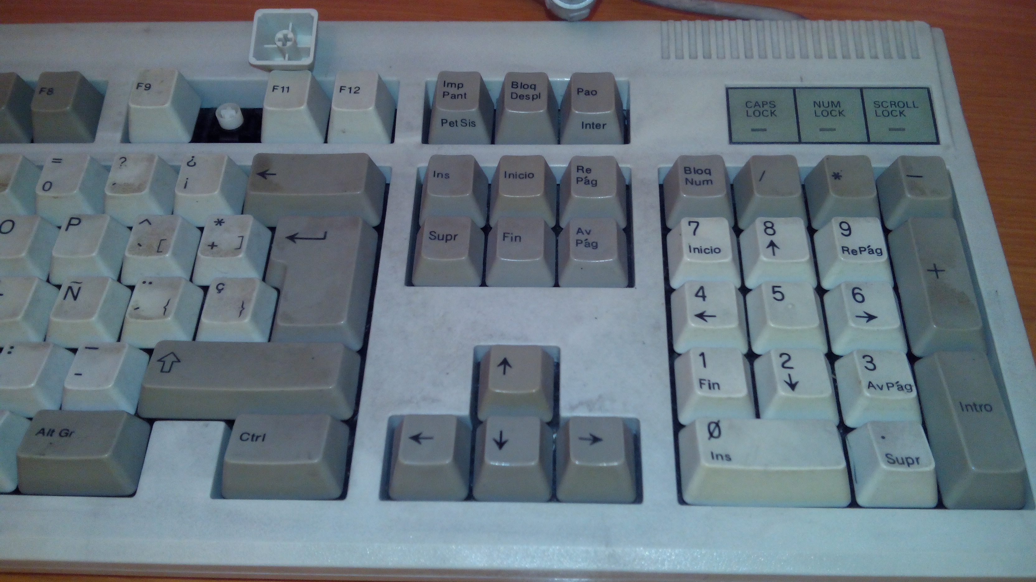 Unitek K-157 right zoom