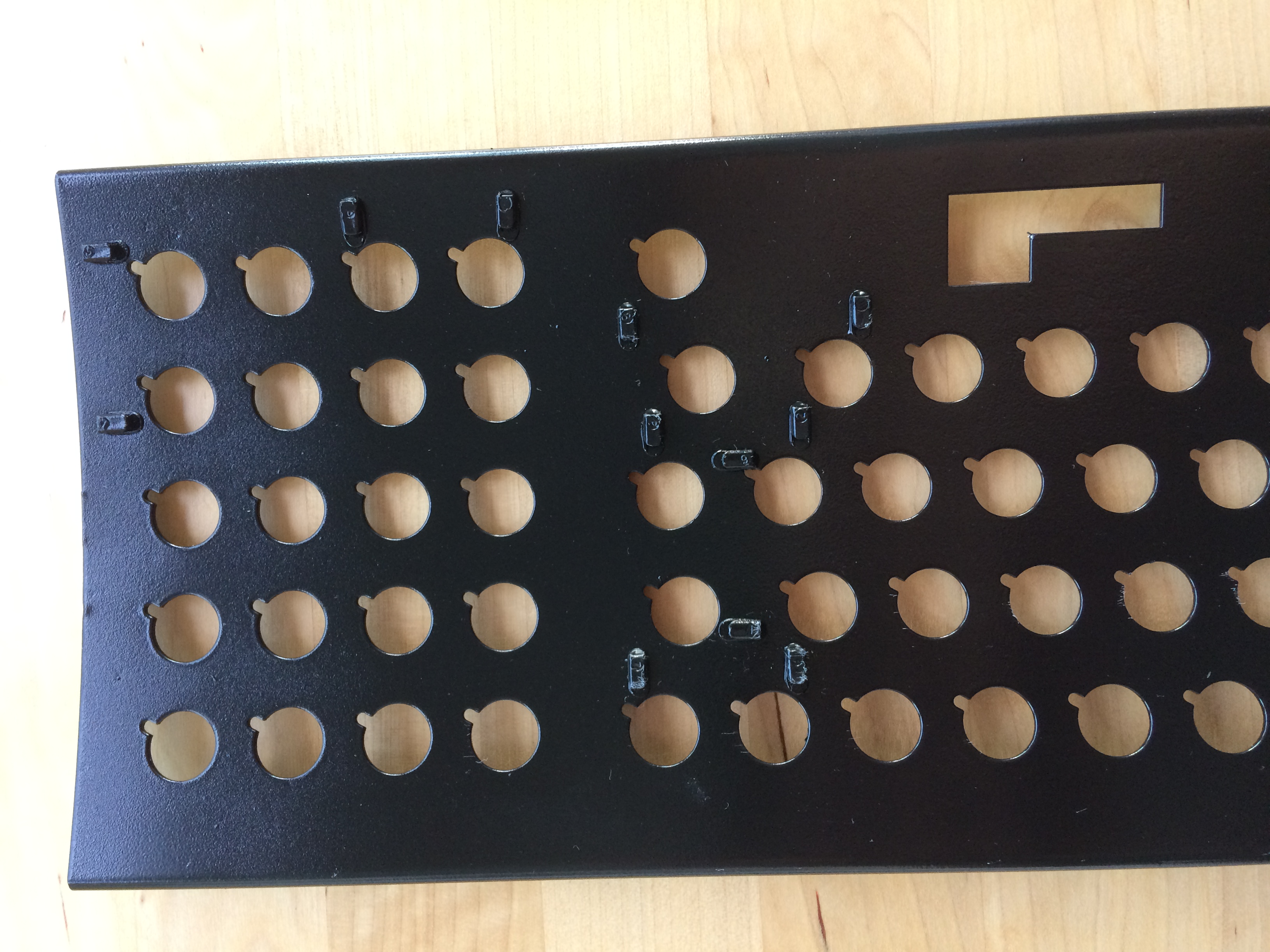 IBM AT Model F – painted barrel plate (focus on stabilizer clips)