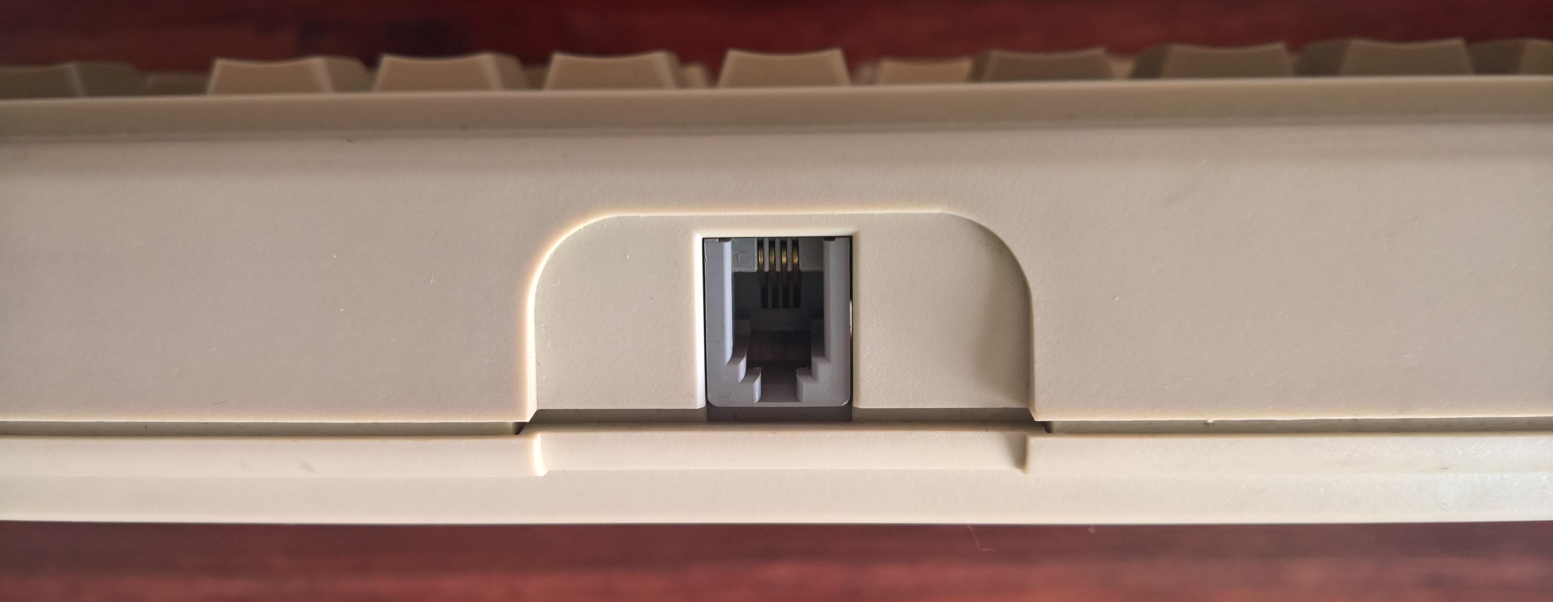 Mac 101 RJ11 Small.jpg