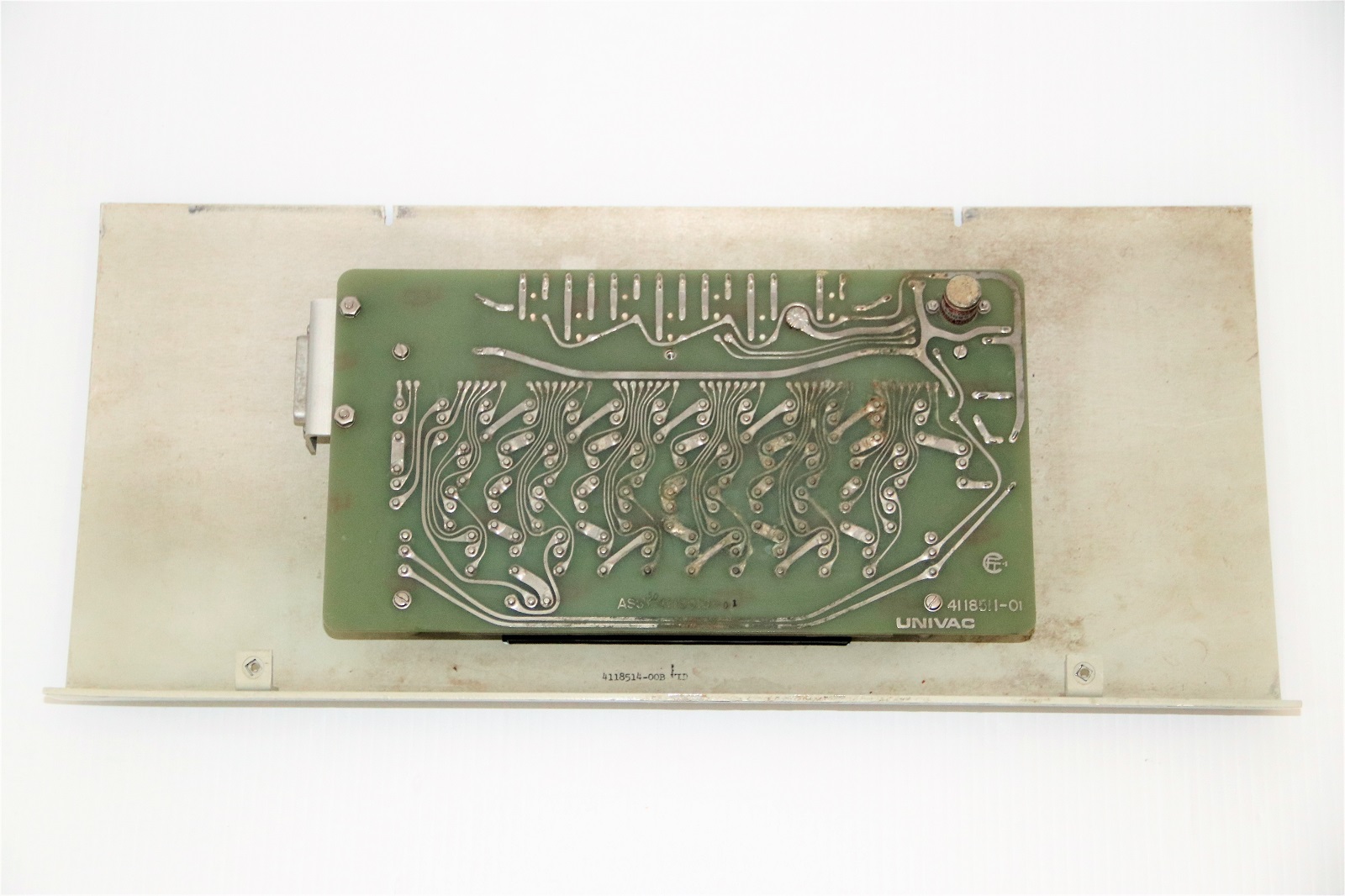 Univac keyboard - tear.JPG