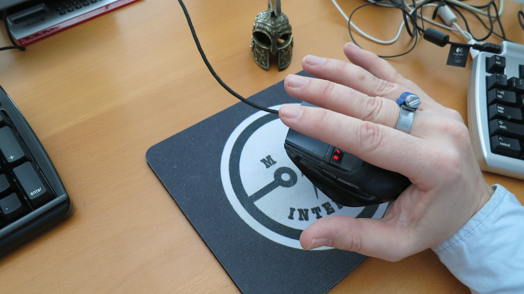 Look Mom, no Fingers!