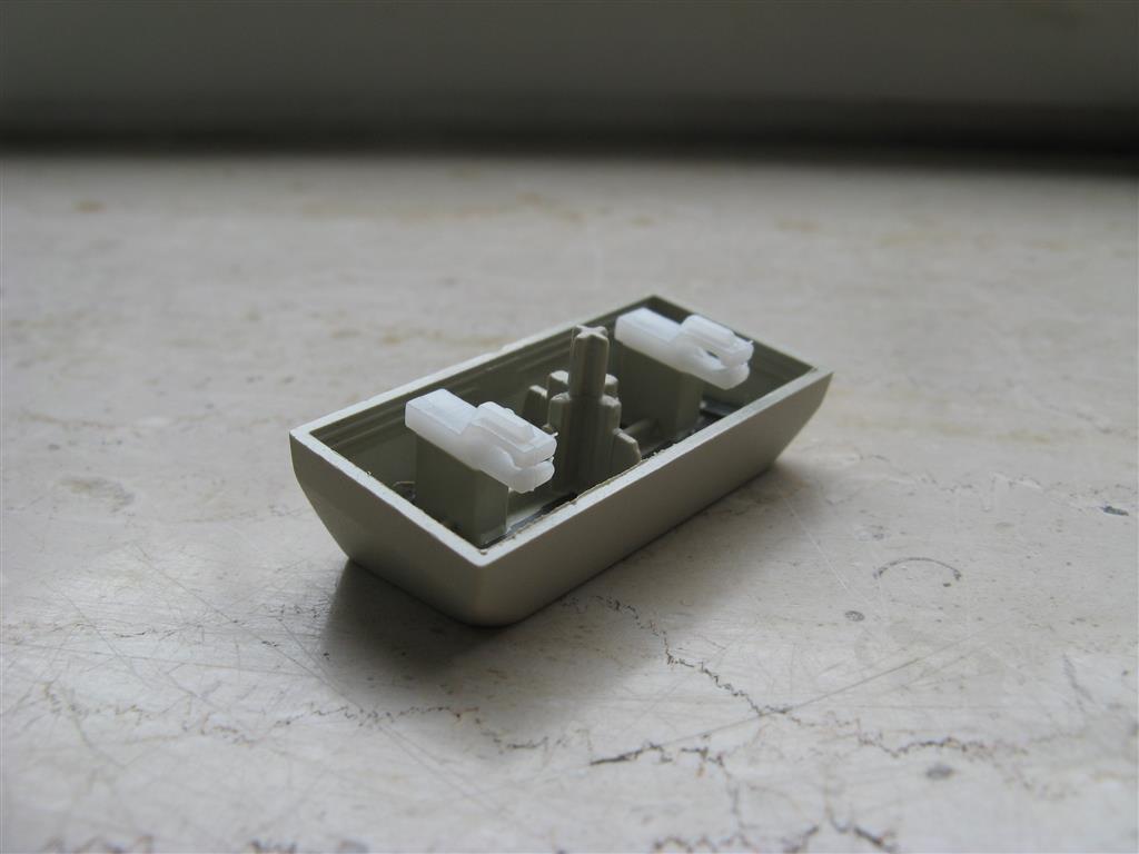 Futaba keycap with stabiliser