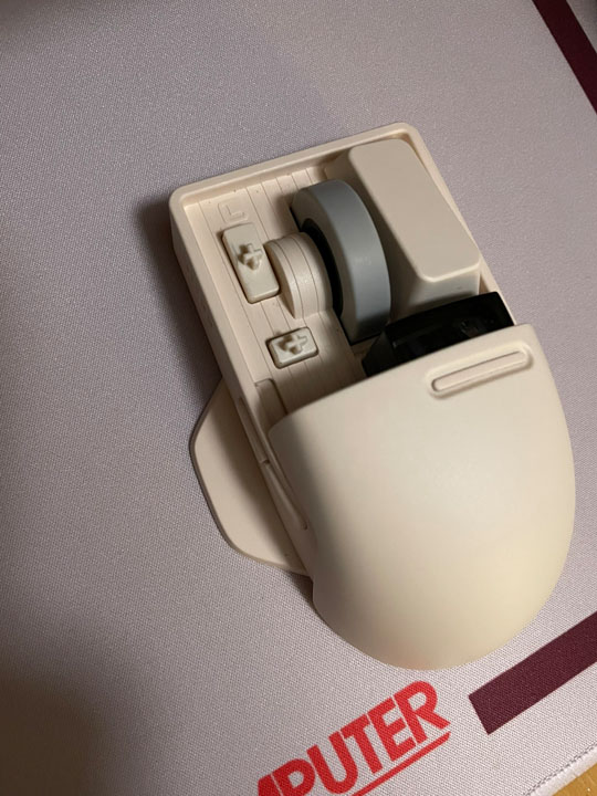 Mouse with the 'switches' the button attaches to