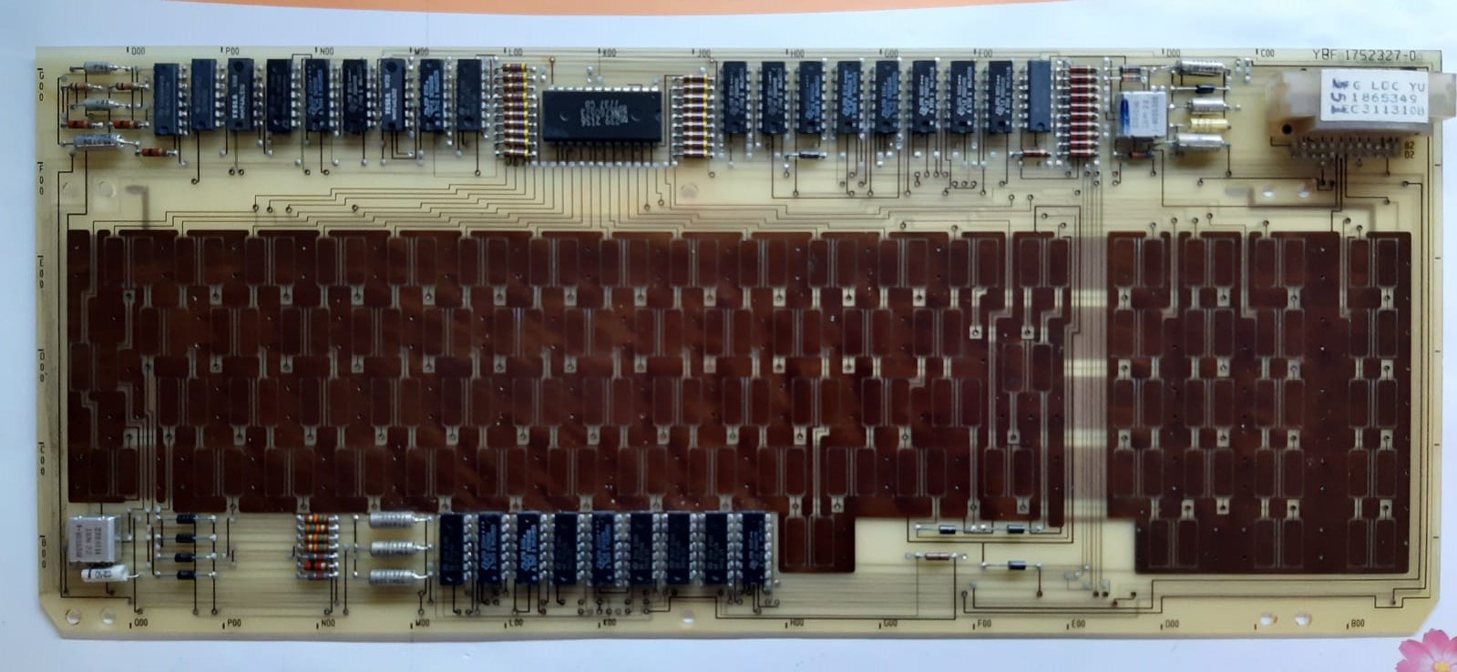 IBM 5110 keyboard PCB.jpg