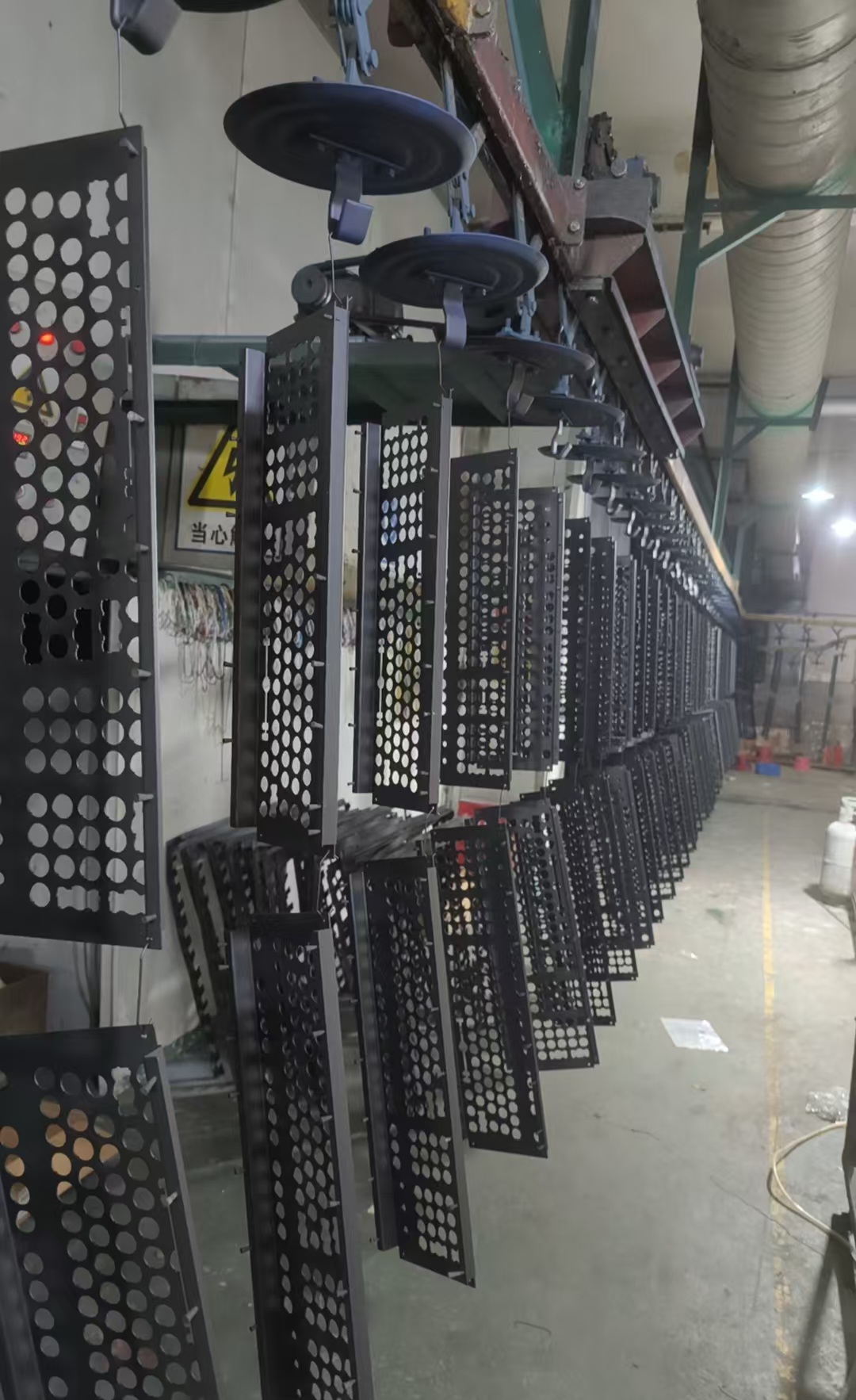 2025-06-19 beam spring keyboard production (2).jpg