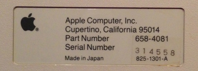 Label on Apple ADB Keyboard (IIgs)